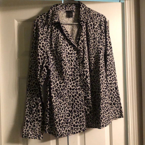 Lane Bryant Tops - Lane Bryant Leopard print button down blouse-sz 14